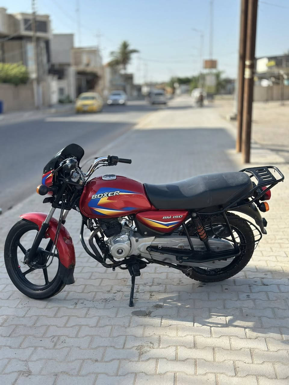 سلام عليكم 
بوكسر موديل ٢٠١٩ اوراق اصولي 
دراجه ممفتوحه كلها شغاله بس بيها خيط 
سعرها ٨٠٠ وبيها مجال 
***********
مكاني بابل مركز
