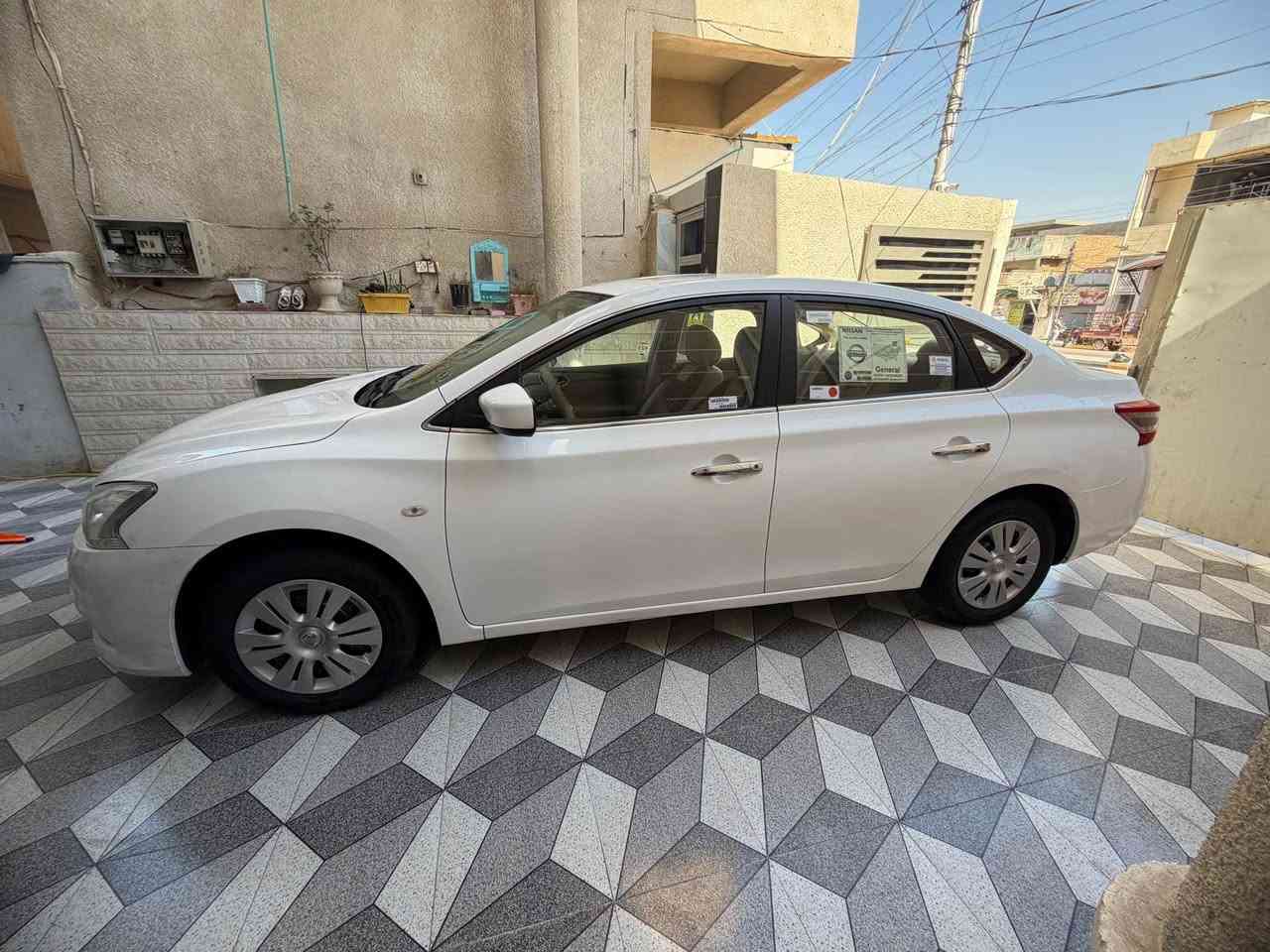 نيسان سنترا 2015 خليجي 
محرك 1800 دبل نوزل 
سونار داخل المنشور 
العنوان ديالى بعقوبة 
***********
السعر110 بيهة مجال بصيط بعقوبة, ديالى
