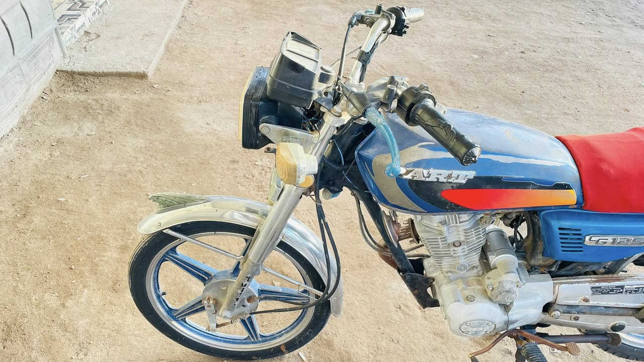 سلام عليكم
دراجة بارت 2016 اوراق كاملة على حسب الاصول للبيع المكان الدير النشوة قرب حقل مجنون سعر 550وبيهة مجال الاتصال***********واتساب
