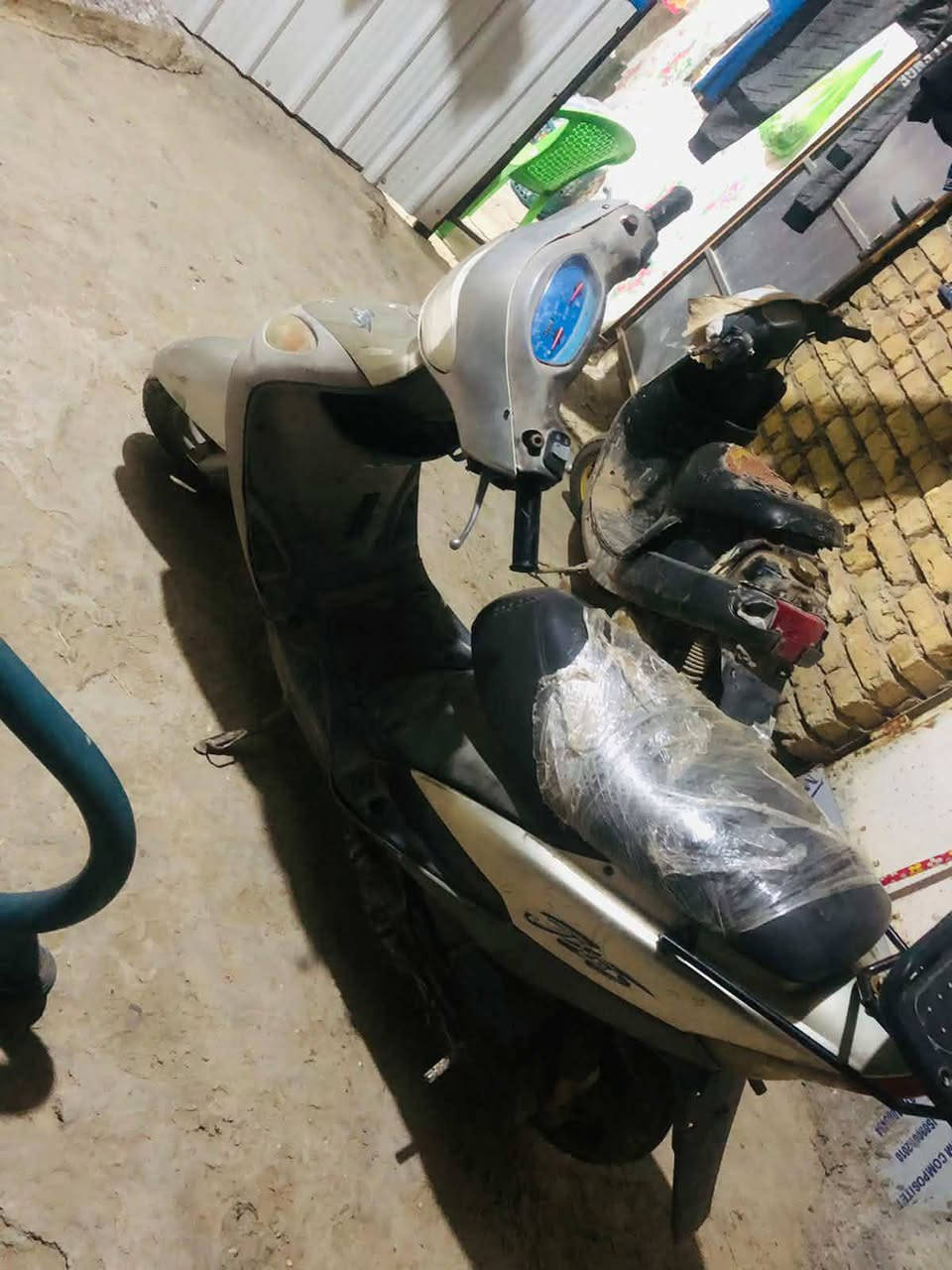 السلام عليكم دراجه البيع ماكس منغولي مكاني حله شارع 80 السعر 450 الرقم ***********
