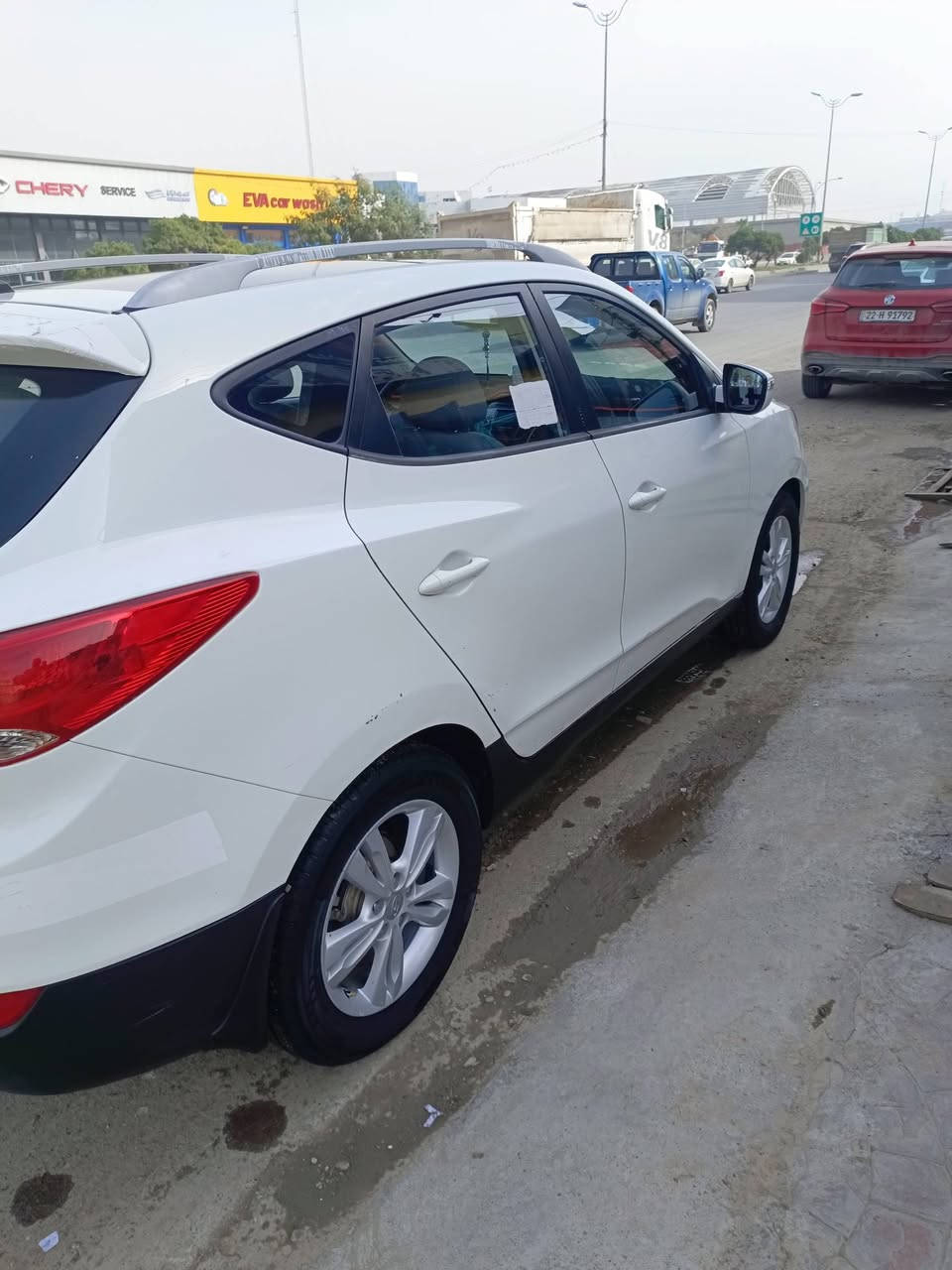 السلام عليكم ورحمه الله وبركاته
للبيع سياره توسان 2011 فول كفاله عامه رقم دولي هزه جديده صارله 20يوم محرك كير كله كفاله جديده السياره ماشيه 175الف السعر 135او بيه مجال مكاني النجف ناحيه القادسيه رقم ***********
