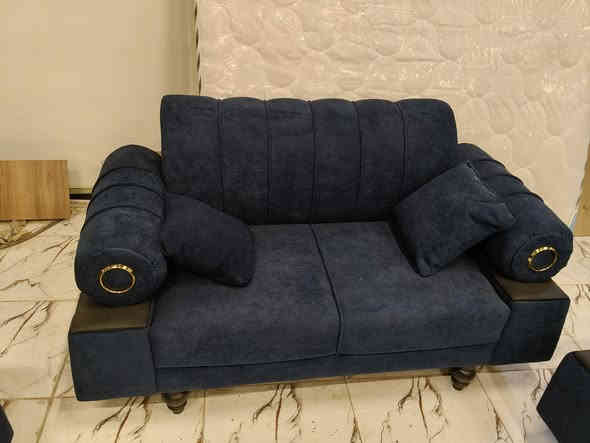 تخم مودرن عراقي شغل ممتاز جميع اجزاء هيكل التخم بلوك قماش تركي مخمل ارجل خشب متكون من 10 مقاعد مع إمكانية الحذف أو الاضافه في عدد المقاعد أو تغير اللون متوفر الآن في معرض الشركه الكائن طريق رفاعي نصر مجاور جامعة اوما الاهليه للاستفسار اكثر يرجى الاتصال على الارقام التاليه
***********
***********
*********** واتس فايبر تلگرام 
البيع بطريقة النقد والاقساط 
الشد والنقل داخل محافظة ذي قار مجانا
