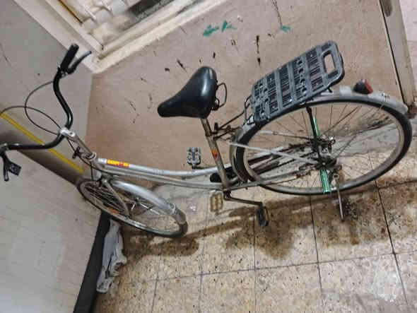 للبيع السعر 60 مكاني حله حي العسكري نضافه 75 رقمي ***********
