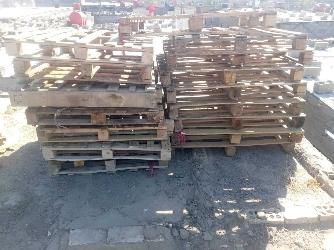 سلام عليكم سكيبات عدد 22سعر ثنين بخمسه قفلهن وحطب خير من الله بكاني بصره خمسميل رقم *********** وتساب
