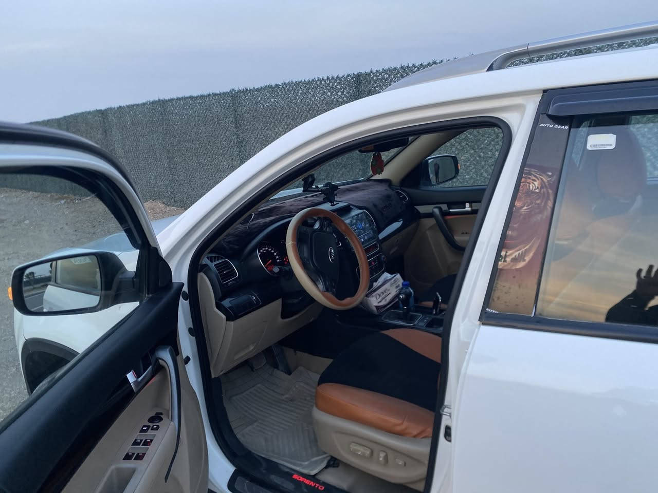 سورنتو ٢٠١٥ خليجي

فول موصفات 

محرك ٦ سلندر 

٧ راكب 

رقمها بغداد انكليزي 

بصمه ابواب وتشغيل 

مري شفط 

كشن كهرباء 

كير ومحرك مكفول 

تخم تايرات جديد 

العنوان / صلاح الدين تكريت 

التواصل عن طريق الهاتف ***********

سعر ٢٠٥وبيه مجال
