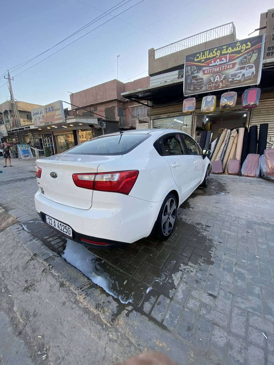 السلام عليكم كيا ريو 2012 خليجيه فول ماعدا البصمه والفتحه ماشيه 95 كير ومحرك جديده على الوضع الشركه مكينه 1600 دكشن عالي مري شفط حساسات خلفيه بك لايت لد الداخل جلد قرميدي بلادي باسمي رقم بغداد السعر 88 وبيها مجال بسيط مكاني بغداد الدوره هوررجب *********** *********** السونار موجود داخل المنشور موضح بالتفاصيل
