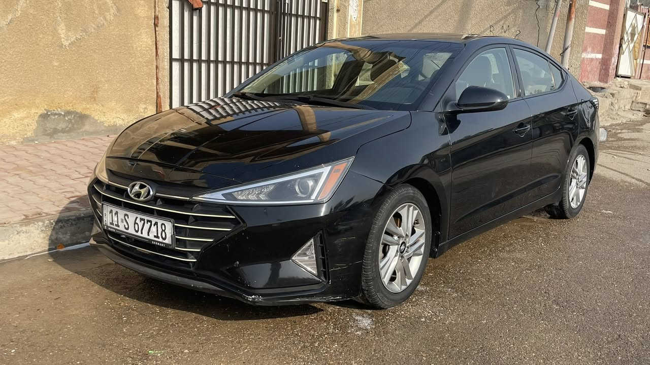 السلام عليكم ورحمة الله وبركاته
مقدما اخواني السعر((( 138))) اذا عجبك السعر كمل المنشور واذا لا اعبر والرزق على الله 
ألنترا 2020 وارد امريكي رقم بغداد انكليزي بأسمي فول مواصفات عدا مقاعد جلد
حادثهة مرفق بالصور بدون شاصي ولغود ودواخل (3 قطع)
نواقصهة فقط جامة بگ لايت من جراء عمل تخريب موضح بالصورة
المواصفات
المحرك 2000 والگير سي في تي وبحالة الوكالة
ادامة كاملة للسيارة كل موسم زيت الگير والمحرك زيت رافينول الالماني فقط لاغير
السيارة بحياتهة مشايفة البنزين العادي
وجاهزة من كل النواحي
دخول ذكي+ صدوق ذكي+بصمة ابواب+بصمة تشغيل+نقطة عمياء+سلايد +شاشة كبيرة+كامرة دوارة 180 درجة+ بريك ذاتي (اوتو ستوب) +تحديد مسار+فول تحكمات ستيرن+مثبت سرعة+تدفئة مقاعد وبعد هواي 
مكان السيارة بغداد حسينية الراشدية شارع الخدمات خلف جامع السيدة زينب
رقم الهاتف *********** متوفر اتصال فقط وبالخدمة
شرط البيع التحويل خلال اسبوعين
