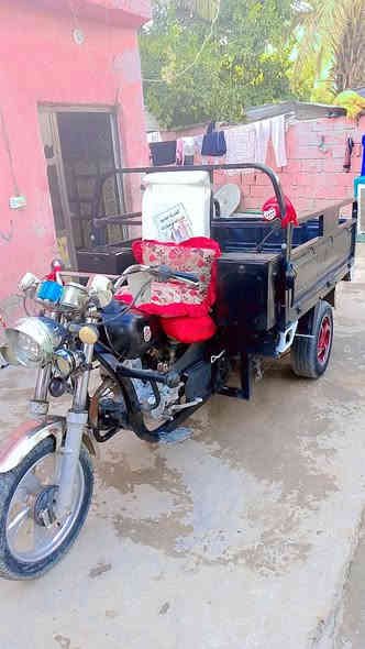 سلام عليكم ستوته للبيع موديل 22اومكينه 25 صارلي شهرين من شاده ستوته كلك مكفوله عن كلشي ستوته مال جناي السعر 1000او بيه مجال بصيط ماكاني حله رقم اليفوني ***********
