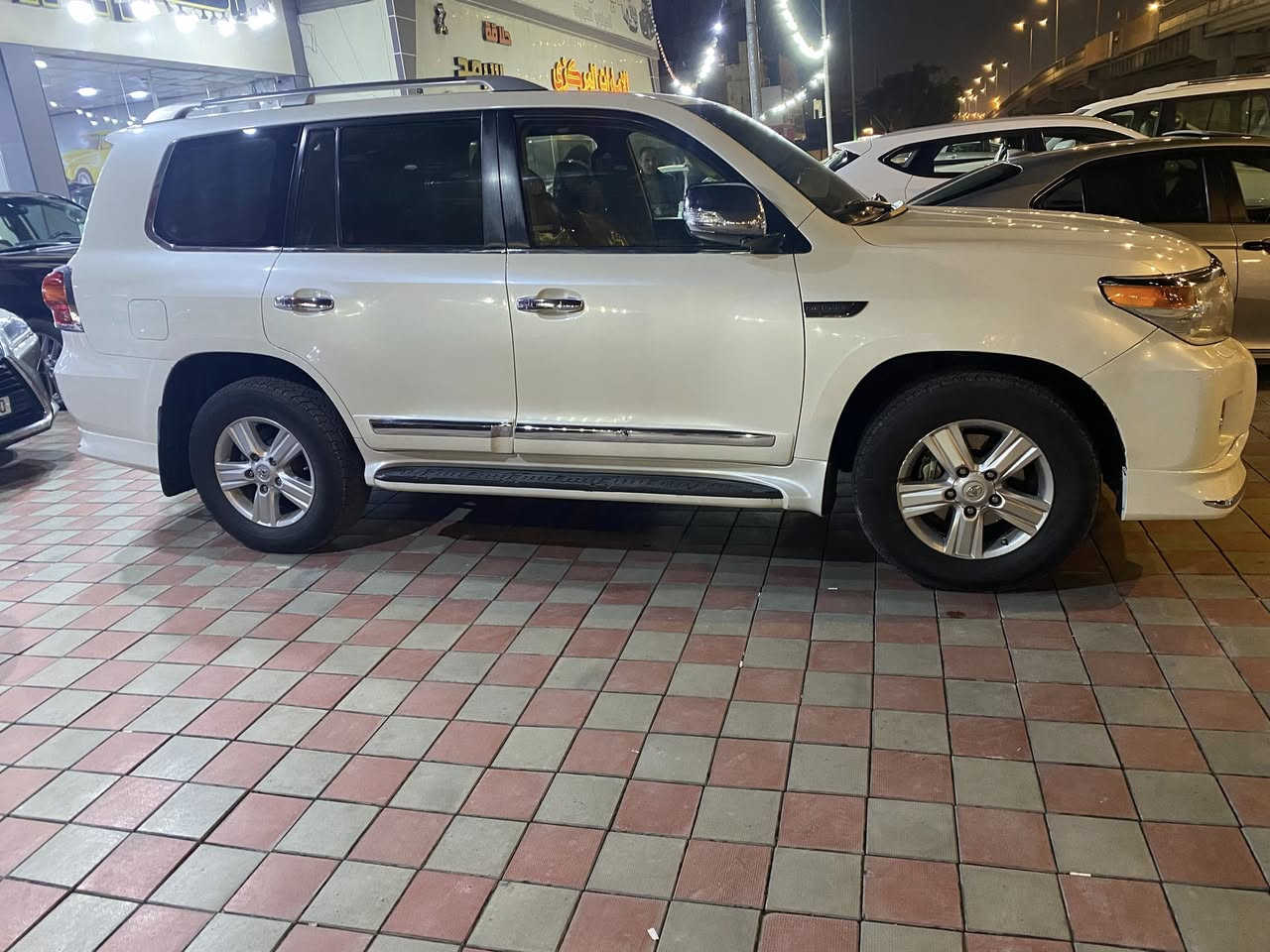 لبيع لاندكروز  2014رقم أربيل 
فول مواصفات
بيه بس جاملغ مبدل بلادي 
معروضه$40بيه  مجال 
***********
