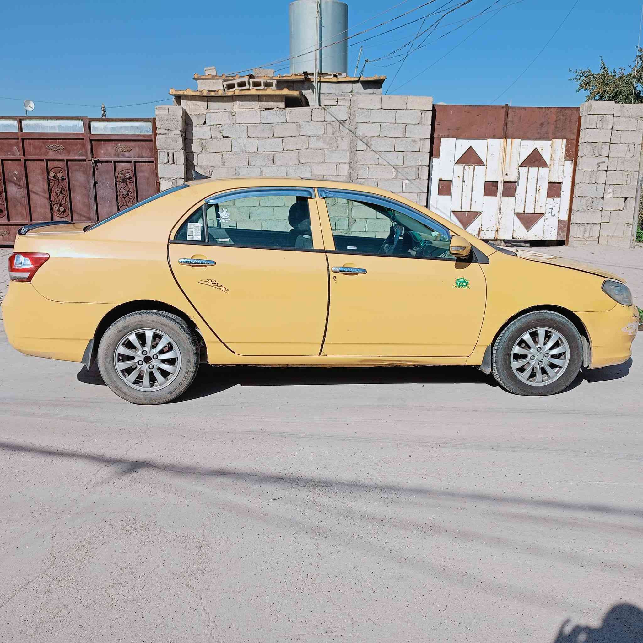 السلام عليكم ورحمة الله وبركاته
سياره بيوادي للبيع موديل 2013دفتر بانزين بيه المكان كركوك السعر 50اوبيه مجال الاتصال على هذا الرقم ***********
