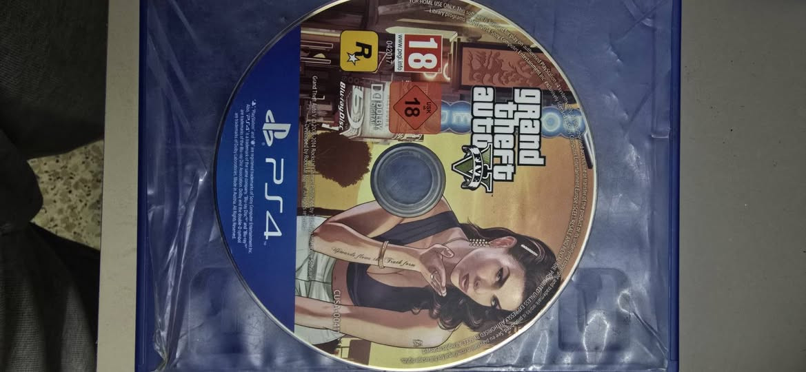 السلام عليكم اقراص للبيع
فيفا ٢٤ 
جي تي اي 
ماين كرافت 
ابيع سوه ل ٣
بغداد مدينه الصدر


**إذا كنت صاحب هذا الإعلان وتريد حذفه لأي سبب، رجاءا أرسل رسالة إلى الدعم الفني**