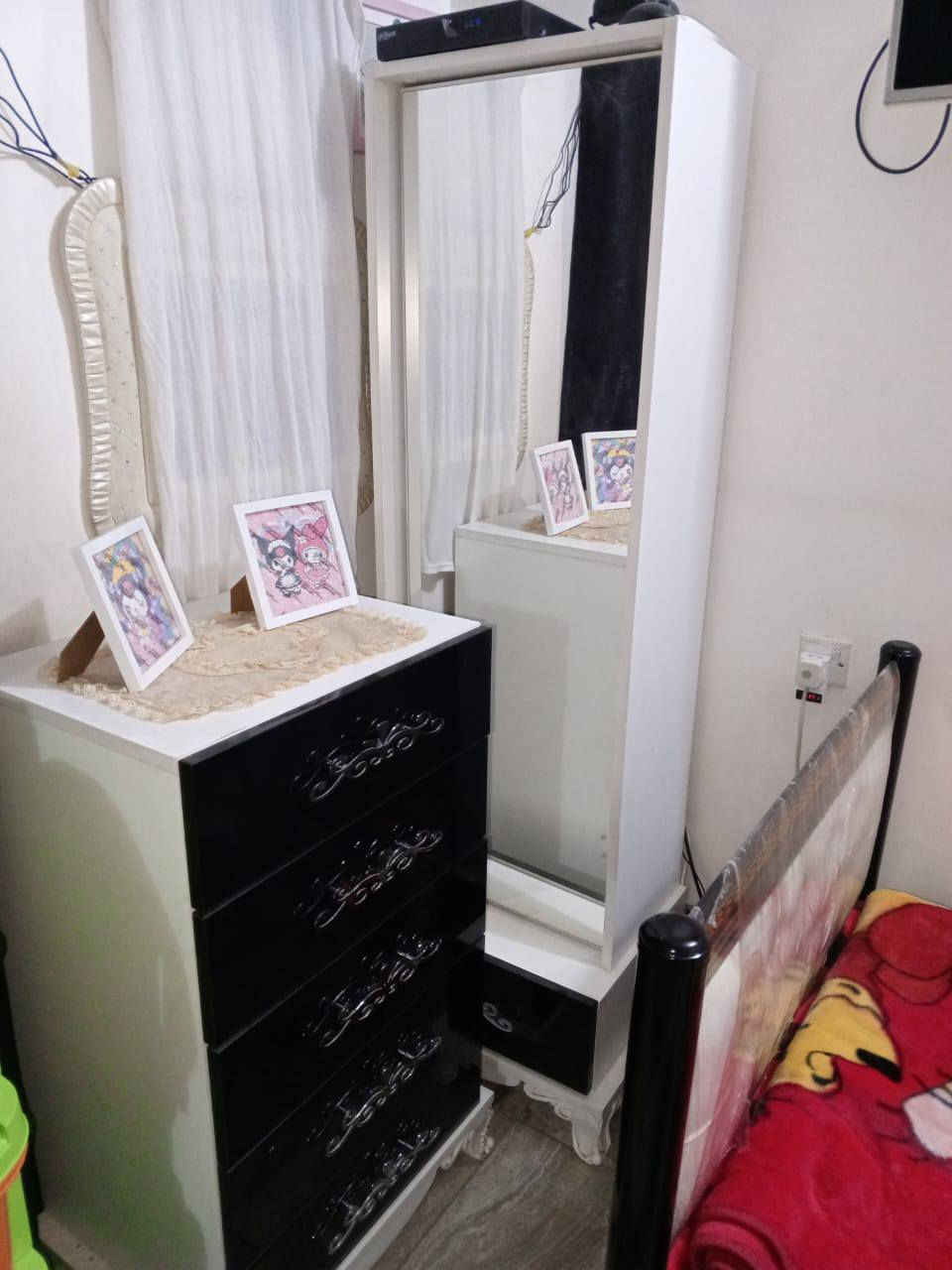 غرفه نوم تركيه قليل استعماله اصليه متانه و ضخامه بدون عيوب
7 قطع نظافه 99٪ للبيع السعر 750 الف 
للاتصال *********** واتساب
