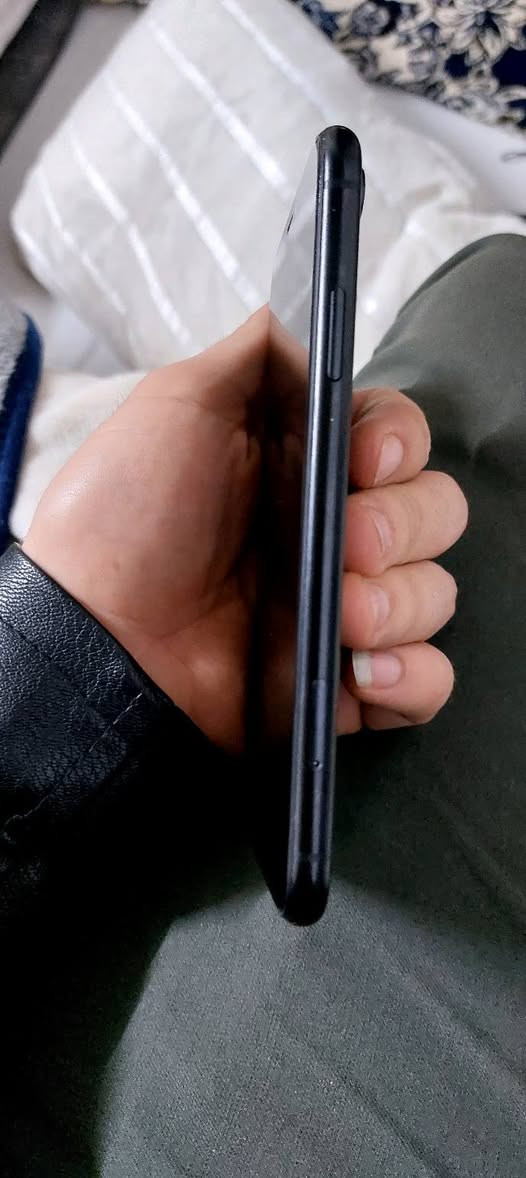 ايفون XR
بطاريه 78 ما مبدله
ذاكره 128 
تك سيمكرت 
فقط امبدل شاشه اصليه ثلاث خيارات
فيس ايدي شغال جهاز يخبل نضافه 99 
سعر 160 وبي مجال قليل


**إذا كنت صاحب هذا الإعلان وتريد حذفه لأي سبب، رجاءا أرسل رسالة إلى الدعم الفني**