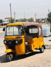عندي تكتك ٢٢ واريد سايق يصعد بيها وينطيني اسبوعية اتصل ونتفق  ٠٧٧١٦١٠٠...