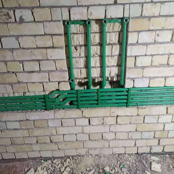 سباك تئسيس ماي أو مجاري شغل مثل ماوضح بل صوره متفرغ وسعار مناسبه ***********
