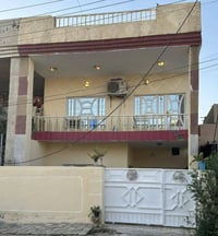 بيت للبيع منطقة الراشدية حي القدس فرع مدرسة بنت الهدى140متر طابقين وال...