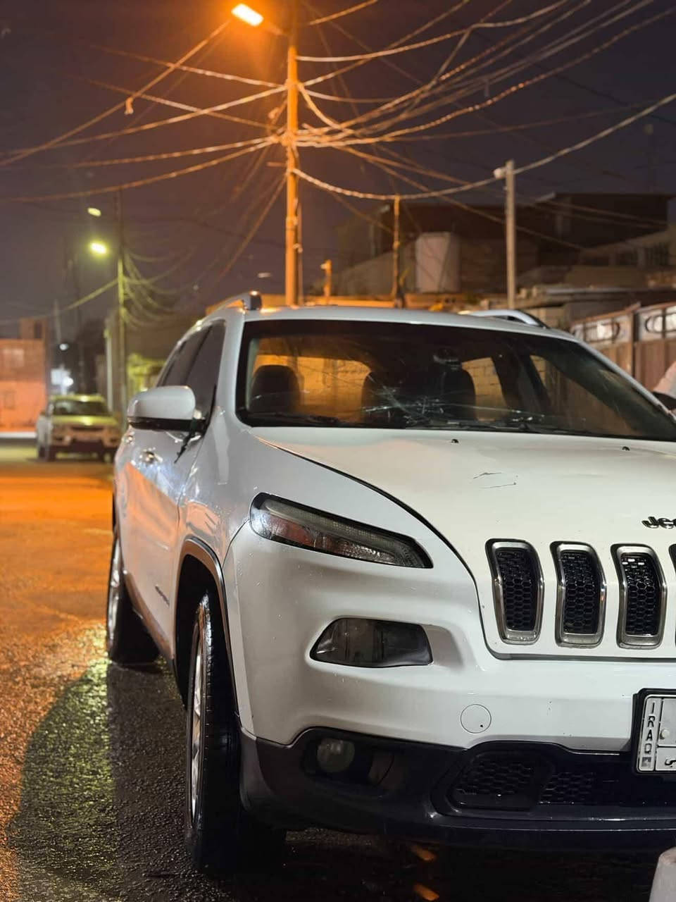 السعر 120 الستفسار *********** جيب شيروكي موديل 2017 امريكي بيهه طخه خفيفه بل دعاميه اماميه  بدون دواخل السياره فول مواصفات عده الفتحه تحكم ستيرن فور ويل شاشه جبيره   مكينه وكير مكفولات مكان السياره واسط الكوت
رقم السياره كربلاء مشروع وطني
