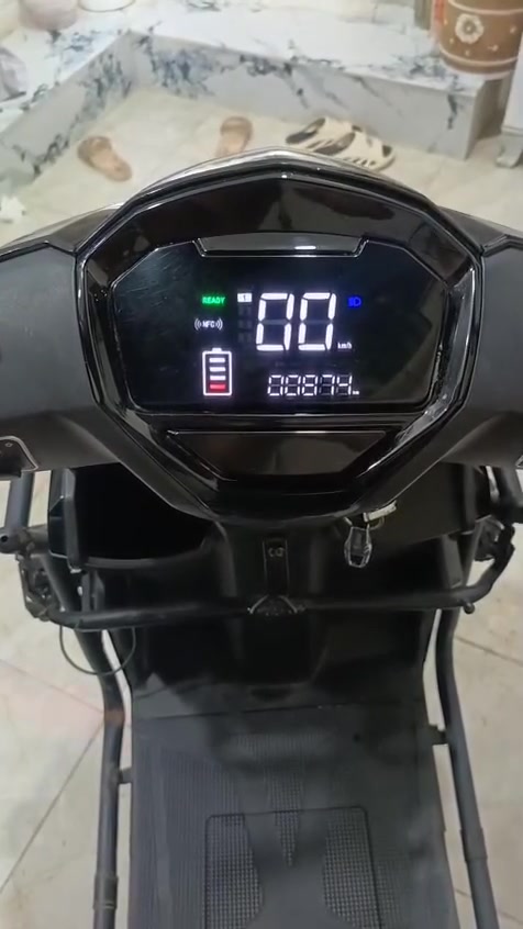 سلام عليكم دراجه شحن نوع سكنس 6بطريات لبيع السعر 900الف وبي مجال ***********
