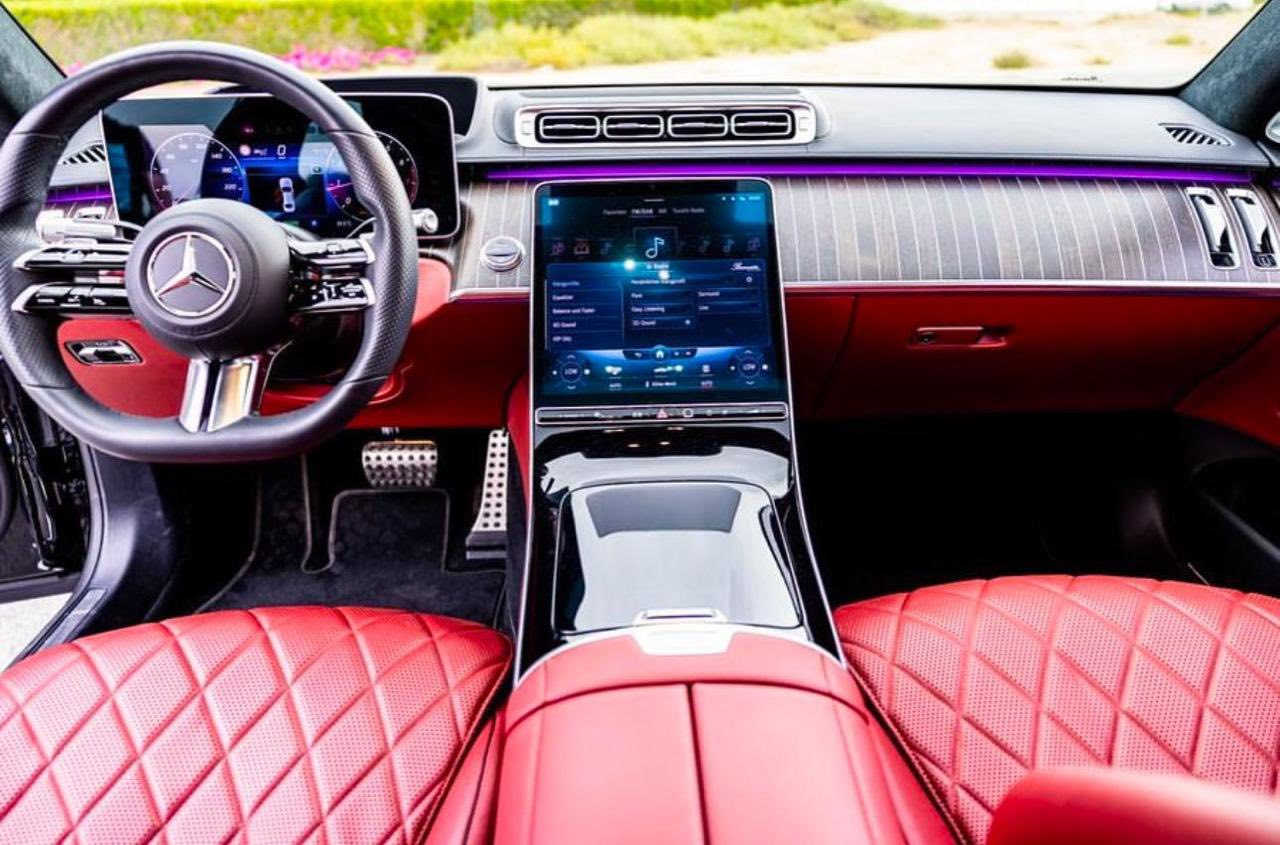 السلام عليكم
الوحش الألماني مارسدس بنز s500 استيراد خاص 

مواصفاتها مال مايباخ  
الي هيه  تجي اعله فئه بلمارسدس 
ماشيه ٢٦ الف كيلو متر 
مكفوله 
من الضربه والصبغ والتعديل والرصعه
 مغلفه بلكامل ppf وبي ضمان ١٠ سنوات 
مواصفاتها 
٤بيبان بصمه 
٤بيبان شفط 
٤بيبان كتابات ليزرية 
بانوراما 
رادار امامي 
رادار جوانب 
سياقه اليه 
تحديد مسار 
مانع تصادم 
تشغيل عن بعد 
ايبادات خلفية 
هندبريك بصمة 
ستيرن كهرباء
 ستيرن هيتر 
حساس دعاميه امامي 
خلفي تاير خلفي 
دوار سماعه بالسقف 
ثلاجه خلفيه 
٥بردات 
كاميرات ٣٦٠درجه
 داتا شو جحم جبير 
صندوك كهرباء 
سقف شامو
 داخل بيانو 
٤كشنات تدفئه تبريد 
٤كشنات كهرباء 
٤كشنات مساج 
ايباد خلفي يتحكم بكامل السياره
 كشنات خلفيه منفصل 
اناره داخليه متعدده الالوان ٦٤لون 
شاحن واير ليس 
وبعد بيها هوايه مواصفات 
مكانهه بغداد بلديات
السعر ١٠دفاتر و٥٠ ورقه وبي مجال لاتصال  
***********
