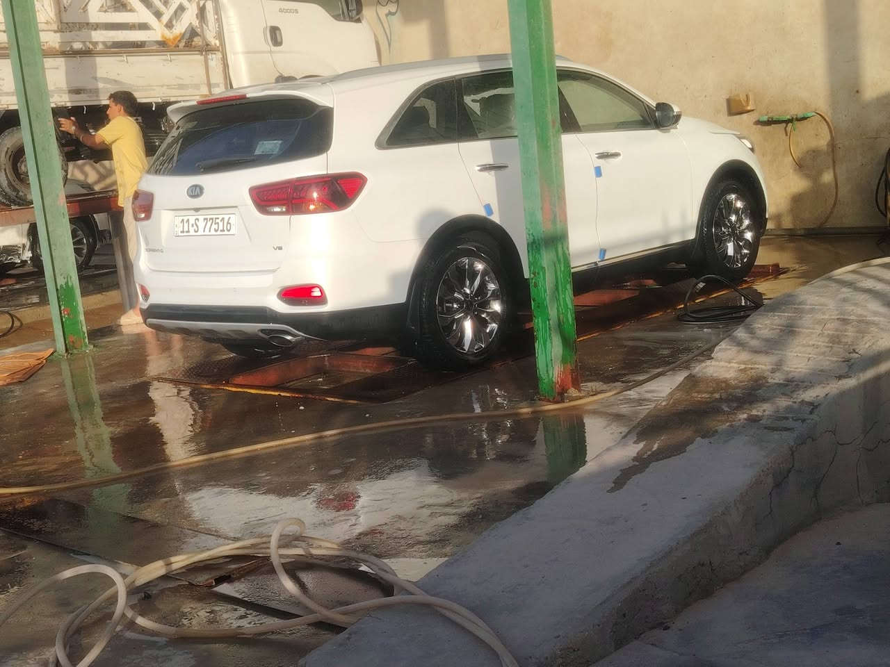 موديل 2019خليجي كفاله
السيارة فول 5كاميرات بنرامه
6 سلندر7راكب 
رقم بغداد مكان ميسان 
السعر 235
***********
