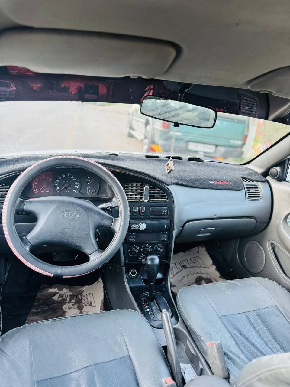 من بعد الصلاة علنبي الي بدور ع نضيف يرن 
سياره كيا تو (2) للبيع قير تمتك راكب قبل اربع سبوعين كفالته لسا معه فحص  
مكيف شغال دفايه نار 
قزاز كهربا كله شغال 
مرخصه سنه  
تابلو وكاله 
سنتر كامل  
موديل 1997
قير تمتك فحص  
ماتور 15 cc دبل فحص يعطي 60
غرفه نظيفة تبعت الشركه 
جنط وكوشوك نظيف   
بطاريه جديده كفالتها شغاله 
فحصهاا ثنين جيد و قصعات     
السياره موجوده بعجلون 
والله يبارك لصاحب النصيب 
للاستفسار ع رقم 
0779430343 
 0778091542
محمد عنيزات


**إذا كنت صاحب هذا الإعلان وتريد حذفه لأي سبب، رجاءا أرسل رسالة إلى الدعم الفني**