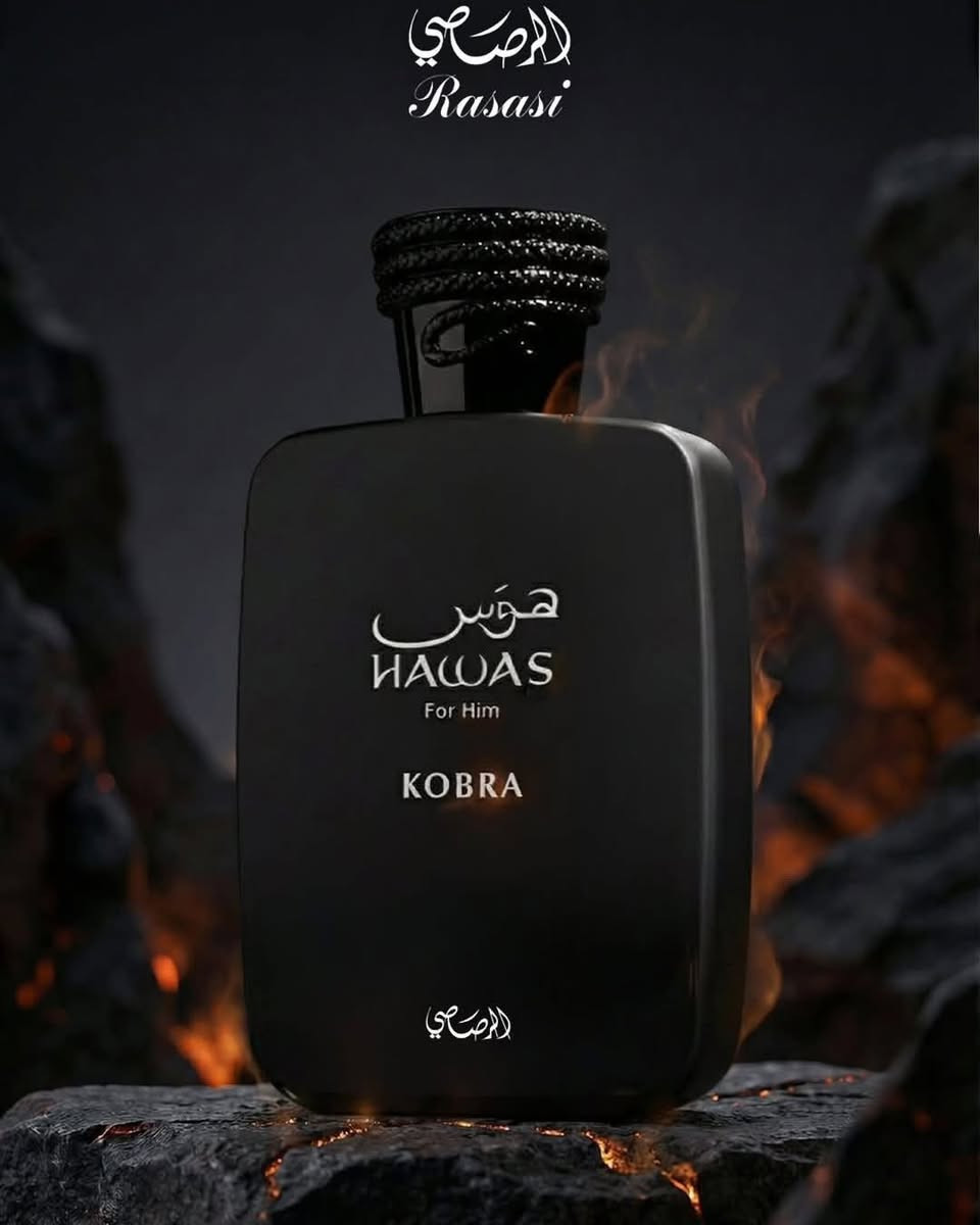 عطر هوس "كوبرا" (Hawas Kobra) هو إصدار يجمع بين الفخامة والجاذبية، ويُعد من العطور التي تعكس القوة والغموض، مستوحى من روح المغامرة والتميز.
​إليك التفاصيل الكاملة للنوتات العطرية والمميزات:
​الهرم العطري (نوتات العطر)
​يتميز العطر بتوليفة عطرية متدرجة تمنحه طابعاً فريداً:
​الافتتاحية (النوتات العليا): تبدأ برائحة منعشة وفواحة من الحمضيات الممزوجة بلمسة من التفاح الأخضر، مما يعطي إحساساً فورياً بالحيوية والطاقة.
​القلب (النوتات الوسطى): ينتقل العطر إلى قلب دافئ يحتوي على التوابل الناعمة مثل الهيل والقرفة، مع لمسات خفيفة من الأزهار التي توازن حدة التوابل.
​القاعدة (النوتات الأساسية): تستقر الرائحة على قاعدة قوية ومستدامة من خشب الصندل، العنبر، والمسك، مما يمنح العطر ثباتاً عالياً ورائحة رجولية جذابة تدوم طويلاً.
​معلومات إضافية عن المنتج
​التركيز: Eau de Parfum (أو دي بارفيوم)، مما يضمن ثباتاً ممتازاً وفوحاناً ملحوظاً.
​الحجم: 100 مل (3.38 أونصة سائلة).
​التصميم: يأتي في زجاجة سوداء أنيقة توحي بالفخامة، مع غطاء معدني وتفاصيل مستوحاة من جلد الأفعى (الكوبرا) لتعزيز مفهوم القوة والسيطرة.
​الاستخدام: مثالي للمناسبات الرسمية والمسائية، كما يمكن استخدامه يومياً لمن يفضلون الروائح القوية والمميزة.
​لماذا يُنصح به؟
​يعتبر خياراً رائعاً لمن يبحث عن عطر يجمع بين الانتعاش في البداية والعمق الخشبي في النهاية، وهو مصمم ليدوم طويلاً على الملابس والجلد، مما يجعله استثماراً جيداً لمجموعتك العطرية.

متوفر الان لدى سامي للعطور ومواد التجميل 
____________________________

العنوان:🔻العراق الموصل حي الكرامة🔻

‏‎يوجد لدينا توصيل لكافة أنحاء العراق🚚

‏‎للطلب او الاستفسار (واتساب ) 👇

❇️☎️0️⃣7️⃣7️⃣0️⃣7️⃣4️⃣4️⃣9️⃣2️⃣5️⃣8️⃣

☎️0️⃣7️⃣5️⃣0️⃣3️⃣3️⃣2️⃣5️⃣9️⃣8️⃣8️⃣

او مراسلتنا على بريد الصفحة الان📥

‏‎🔱 تسعدنا زيارتكم 🔱

‏‎سامي للعطور ومواد التجميل 😘
وجهتكم الاولى لعالم العطور والتجميل❤️
الحجز مفتوح والاستلام خلال يومين فقط↪️

عنوان الكوزمتك على خرائط كوكل👇📍🗺️

https://maps.app.goo.gl/jk3FJXKeUUixF3oT8

 رابط الإنستغرام 👇

https://www.instagram.com/sami_perfumes0

رابط التيك توك 👇

https://www.tiktok.com/@samiperfumesandcosmetics


**إذا كنت صاحب هذا الإعلان وتريد حذفه لأي سبب، رجاءا أرسل رسالة إلى الدعم الفني**