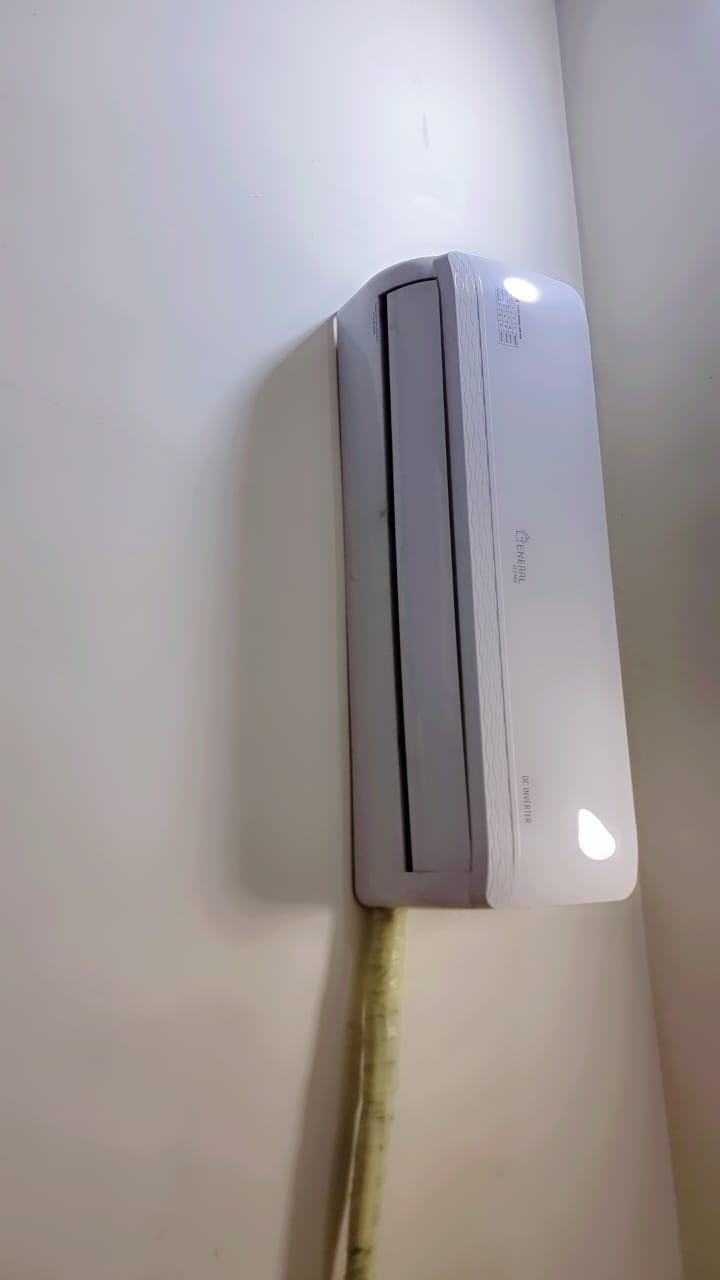 أغراض للبيع سبب سفر
غرفه نوم سعره مليون 
السبلت انفيرتر جنرال واحد طن ونص سعره 600
ستناهز تلفزيون متحرك سعره 60
شاشه ال جي سمارت 150
غساله 10 كيلو ب150
ثلاجه 12 قدم ب150
مكنسه كهربائيه ب30
طبله طعام ب25
ستلايت سعره 5
خلاط سلفر كرست سعره 10 
ستاند اوتي ب5
اوتي بخاري ثنينهم ب25
شوايه مع ماطور يدوي ب10
كله أغراض جديده استعمال كلش قليل


**إذا كنت صاحب هذا الإعلان وتريد حذفه لأي سبب، رجاءا أرسل رسالة إلى الدعم الفني**