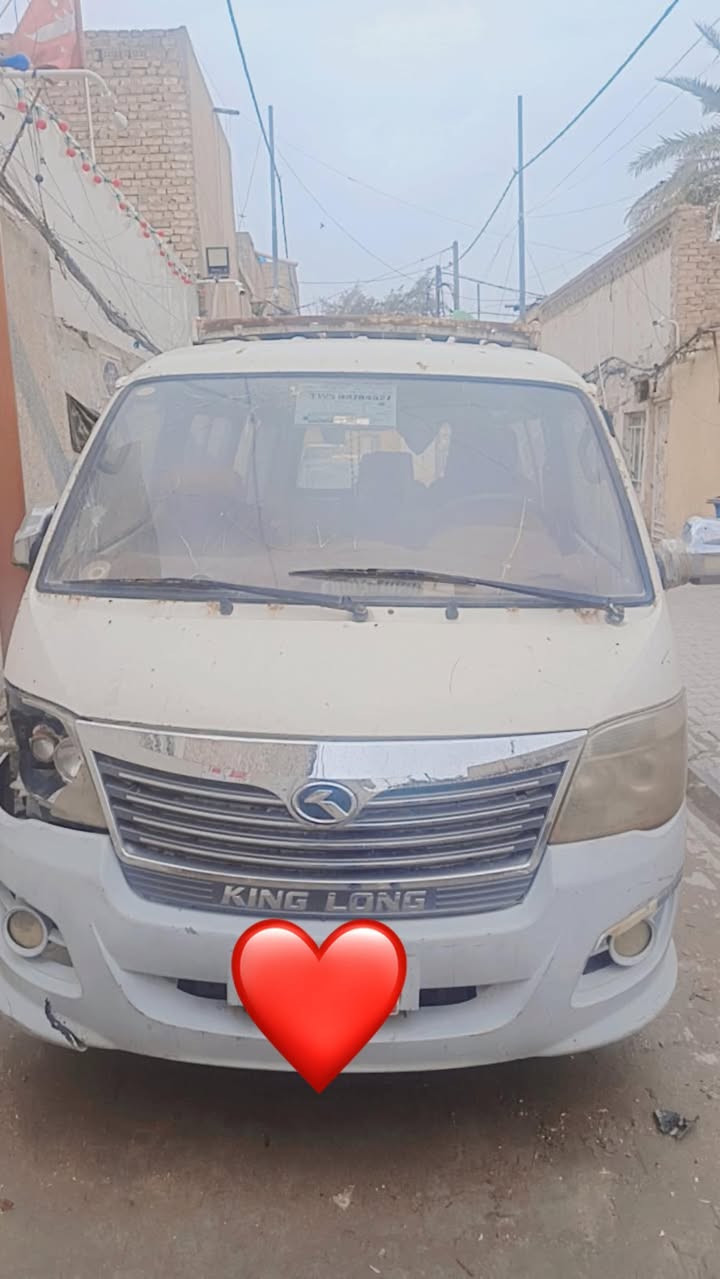 مرخصت صاحب الكروب فتون موديل ٢٠١١سياره يرادلها ترتيب أبيعها على وضعه مابيها ارقام ٣٣وبيها مجال ***********
