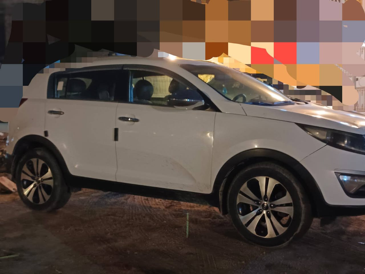 السلام عليكم
كيا سبورتج 2013
خليجي 
ماشيه 147 
رقم بغداد 
بسمي شخصيا 
بيها كم بارد ورشات في مكانات بسيطة كير ومحرك على الشرط حدادية جديدة سيارة جاهزة مابيها اي نقص 
بيع مستعجل 
السعر 125وبيها مجال بسيط 
الاستفسار والاتصال على الرقم 
***********
