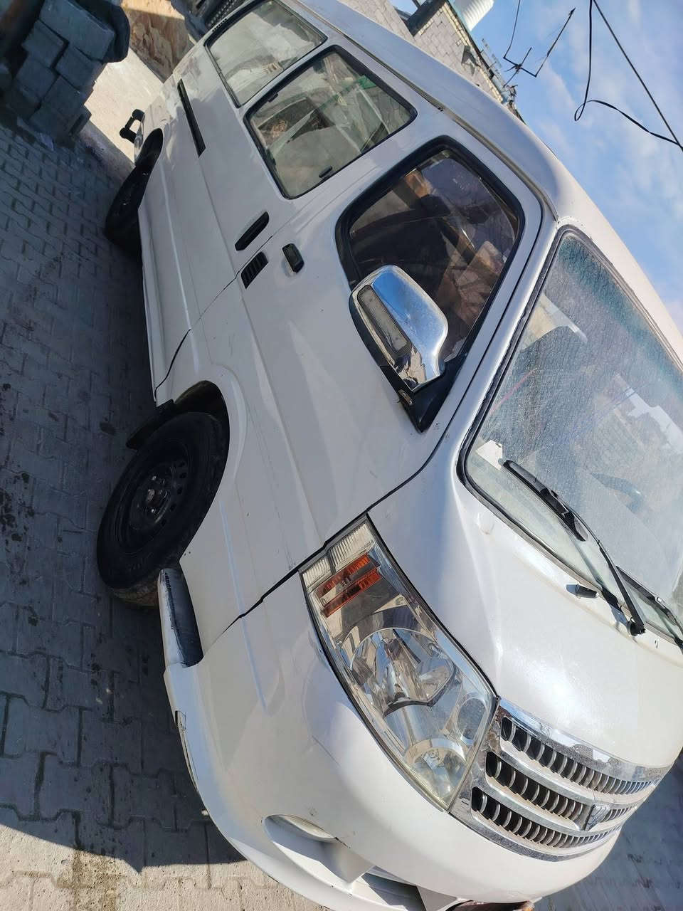 سلام عليكم سياره فتون موديل ٩ السياره جاهزه من كلشي كير مكينه كهربايات رقم بغداد صدامي راعيه متوفي اتكفل سرقه وعشار السعر النهائي ٢٠ قفل مكاني بغداد الشعب رقمي ***********
