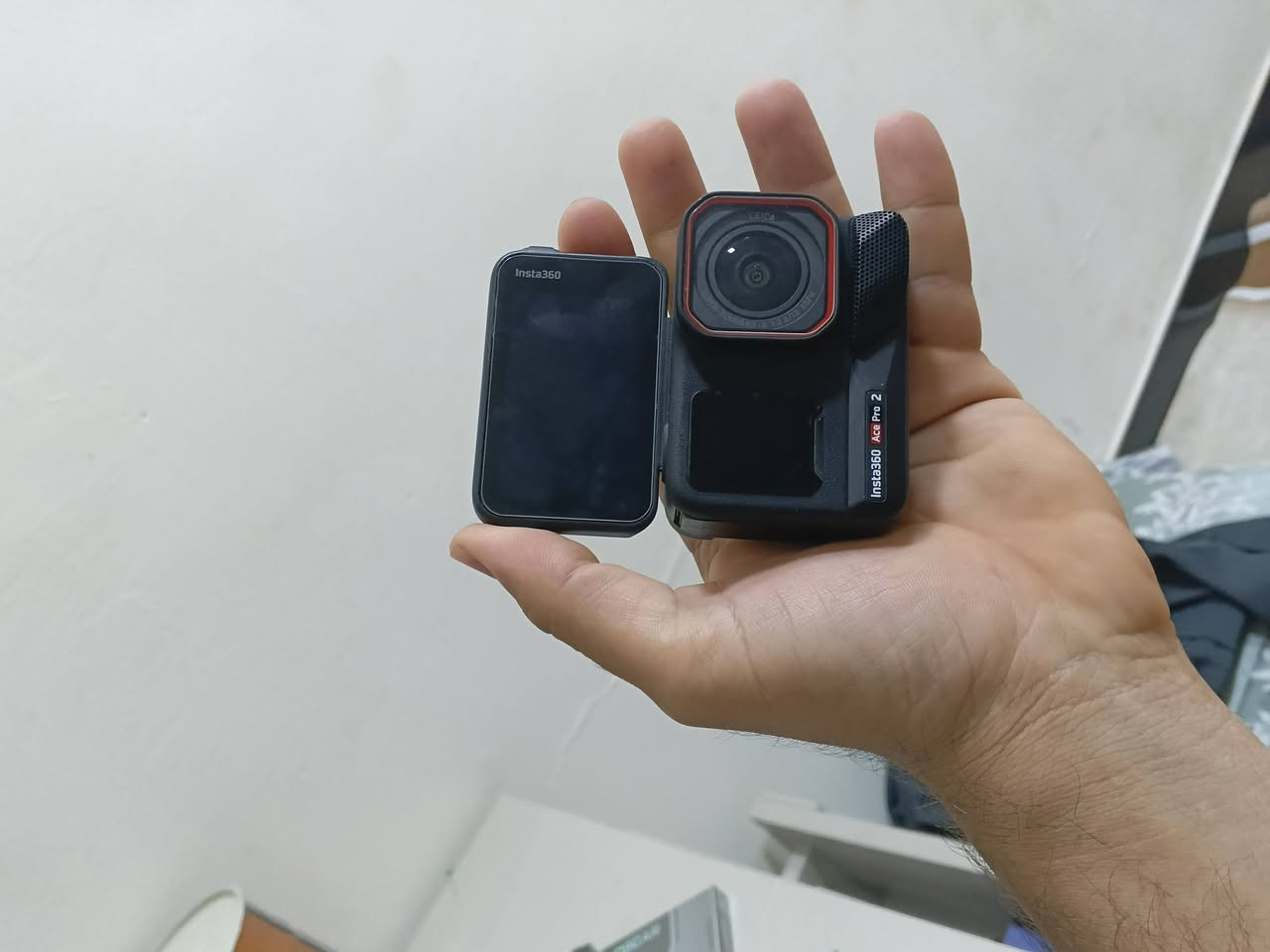 Insta360 acep ro2
*********** واتساب

