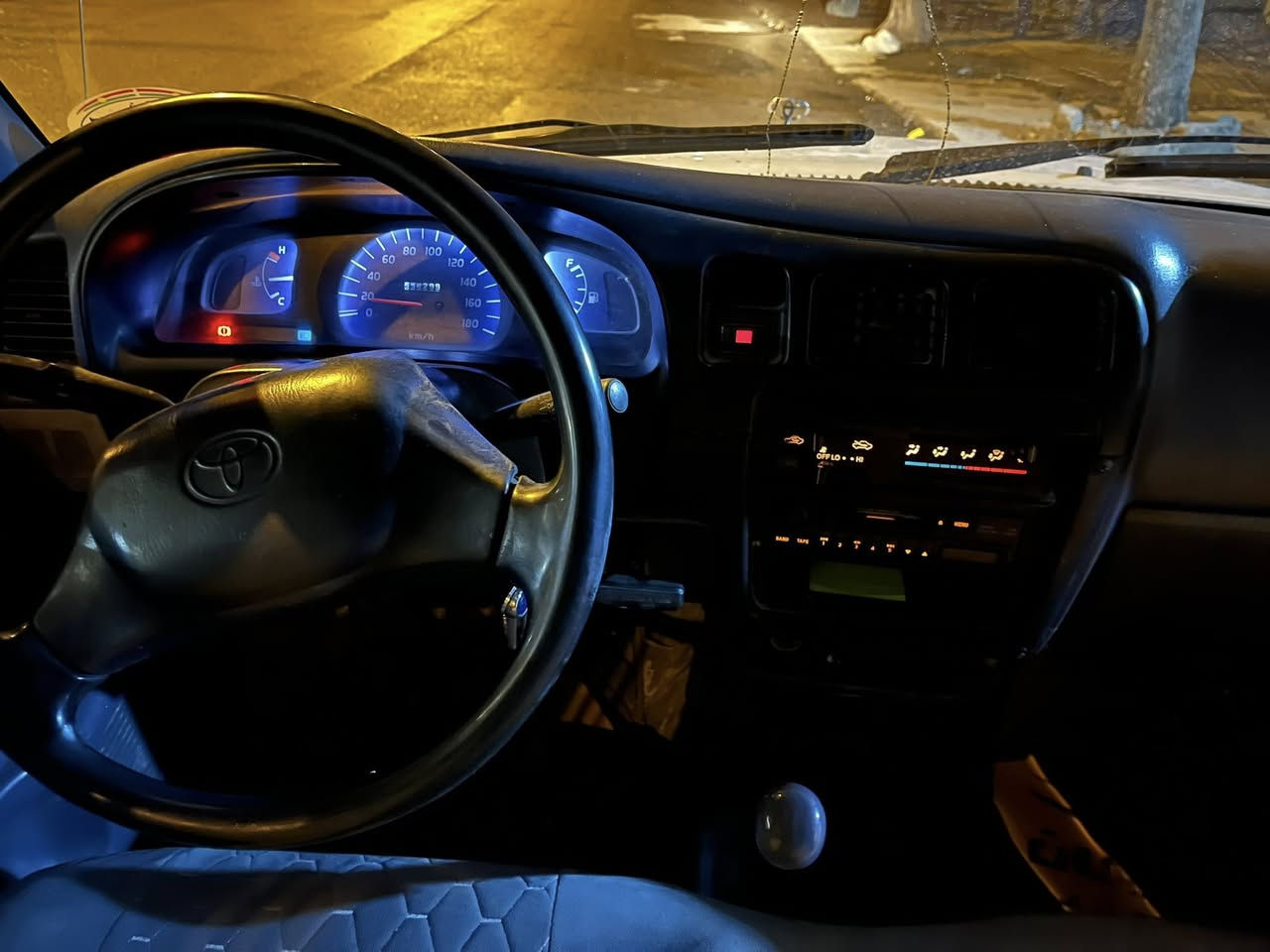 «سەرەتا بە ناوی خوا » توێتا پیکاب ٢٠٠١ ڕەقەم سلێمانی گێڕ و مەکینە بە شەرت سەنەوی تا ٢٠٣٠ تازەیە   شوێن / سلێمانی /ڕەقەم *********** ڤایبەر و وەتس ئەپی لەسەرە ڕەقمەکە
