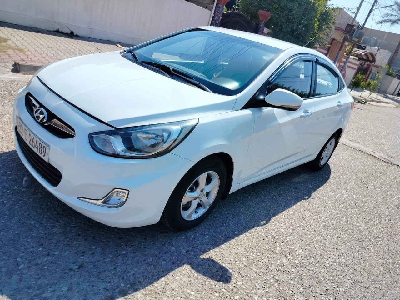 السلام عليكم اخوان عندي اكسنت مضلع موديل 2012 لون ابيض تبريد وتدفئ شرط شغال سيارة جاهزه + تخم تاير جديد وسياره رقمها أربيل ومسوي هزه جديد والسيارة ب اسمي بدون ضرر دواخل تحكم ستيرن كامره بل مرايه هم موجود سياره بيت سياره واحد يجناها فقط بيها قطعتين بونيد وباب خلفي سعرها 98 ورقة للتواصل علئ الرقم ***********
