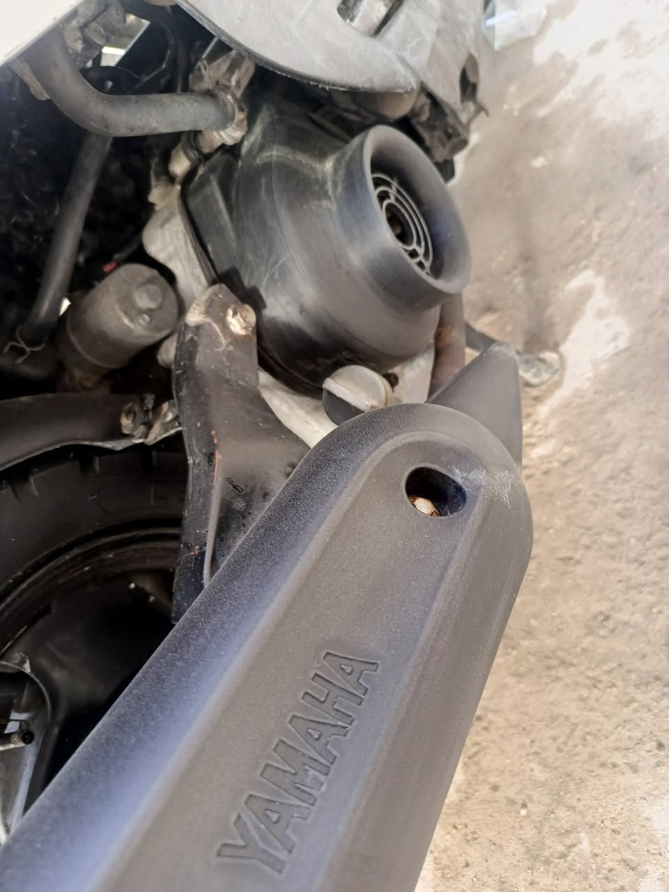 دراجه بوليس كفاله عامه كله بلاديه 
مكاني بغداد مدينه الصدر 
السعر 700بيهه مجال 
***********
