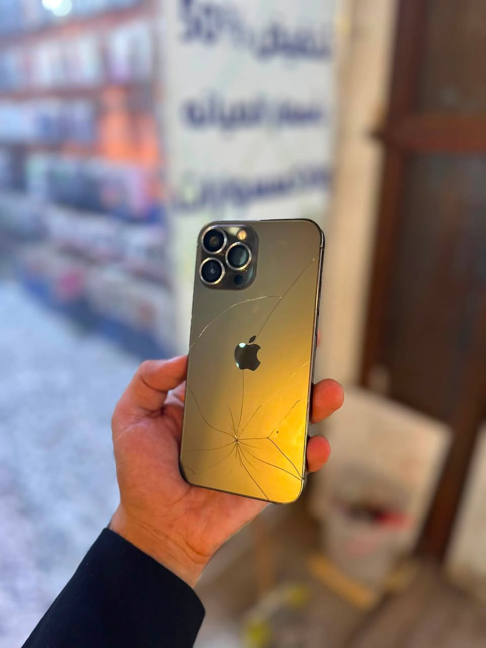 قطعتين 13 برو ماكس🔥
البحري🩵
ذاكره 256 
بطاريه 100 
مبدل شاشه وبطاريه اصليات 
شرق اوسط 
سعره 465 وبي حك جيه
__________________________________________
الكحلي🖤
ذاكره 256 
بطاريه 100 
مبدل شاشه وبطاريه وكاميرا اصليات كلهنن 
نضيف ومرتب ومناسب 
سعره 390 وبي حك جيه 
*********** 
شعندك بيع ومراوص راسلني
مكاني نجف تقاطع الهنديه
