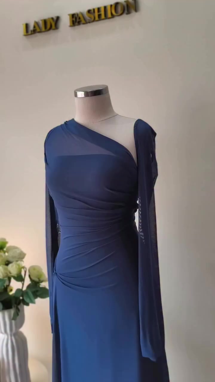 فساتين العيد موديلات راقية وجديدة 👰🤍
تفاصيل فخمة تناسب كل الأذواق
القياسات متوفرة
📦 توصيل لجميع المحافظات
للاستفسار مراسلة الصفحة 💌


**إذا كنت صاحب هذا الإعلان وتريد حذفه لأي سبب، رجاءا أرسل رسالة إلى الدعم الفني**