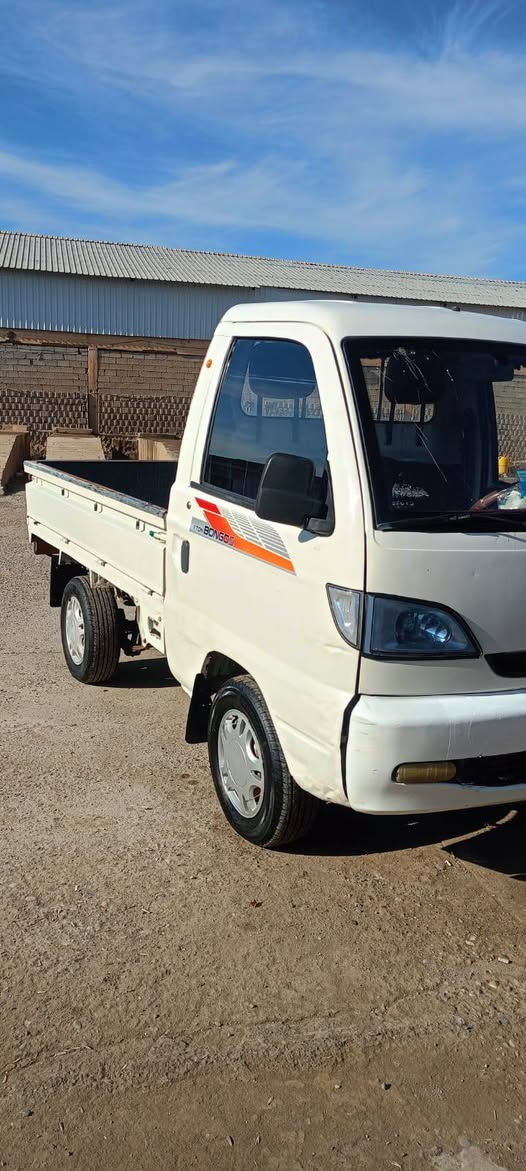 سلام عليكم!! هيفا للبيع 2007 اوراق كامله منفيس خياس مابيه صبق مابيه محرك كير شرط والباقي شوف العين  السياره بلاديه العنوان الحويجه السعر 25 ورقه وبيه مجال !! للاستفسار اتصل ع الرقم ***********
