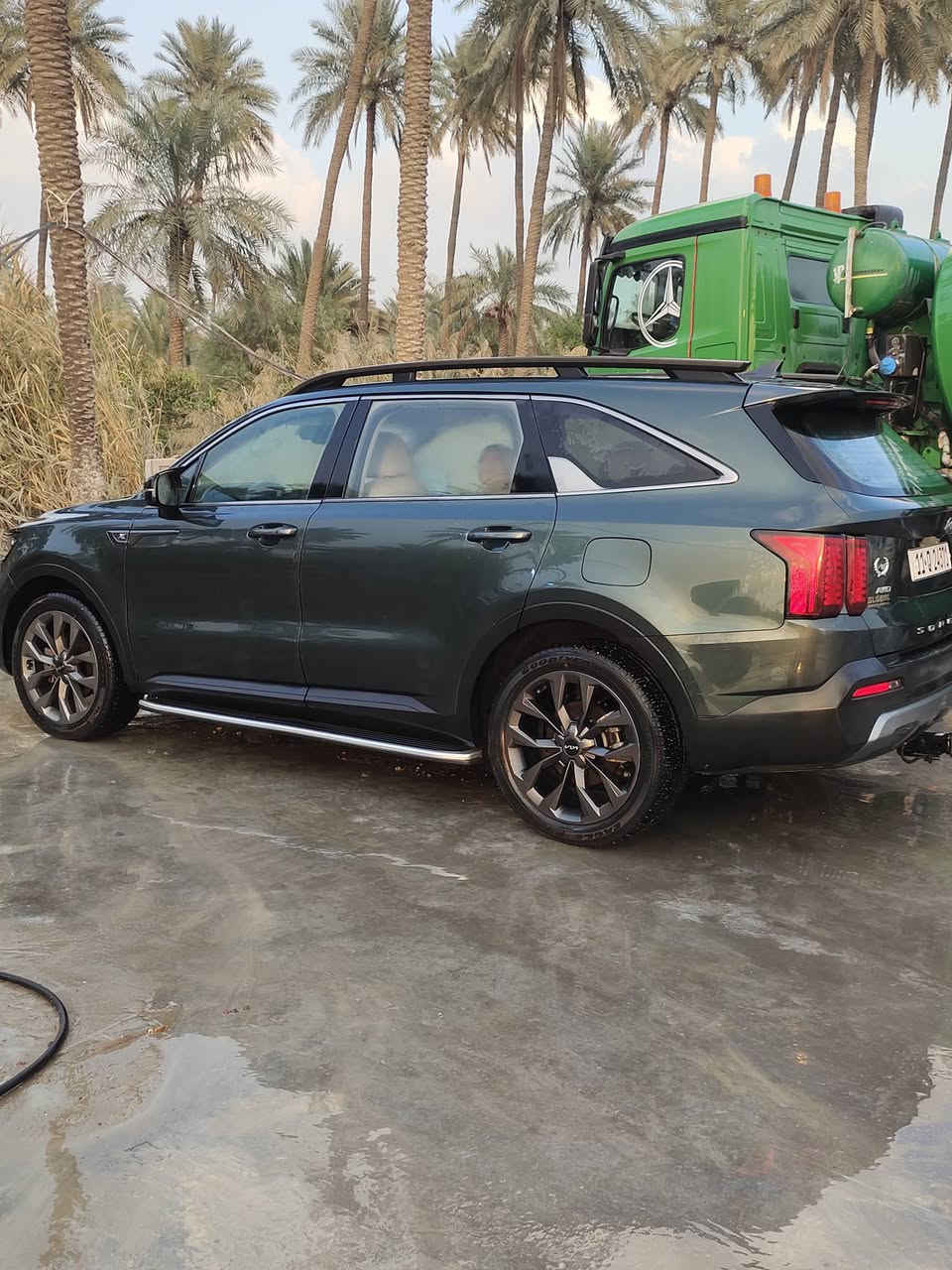 سلام عليكم سورنتو 22 فول موصفات اكس لاين معروفه تيربو +فور ويل +بنرامه + تشغل عن بعد   ويل 20.والباقي معروف حادث جدآ بسيط فقط دعاميه اماميه وجاملغ ايسر مبدل بدون ضرر لا بنيد ولا لغود ولا شاصي الباقي كلين  مثل. ما واضح ب الصوره 
للستفسار اكثر *********** رقم بغداد مشروع وطني

ملاحضه ..العنده سياره للبيع ينزلها بتعليق
