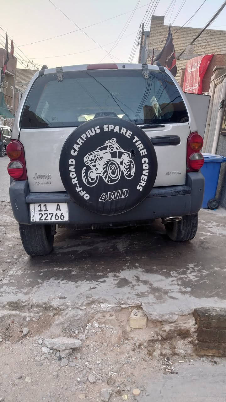 السلام عليكم ليبرتي 2007
كير مكينة تبريد خير من الله 
بدون حادث بلادية السيارة 
رقم بغداد السيارة بسمي
صدر امامي قبل اسبوع 
 وتخم تاير صار يومين من شديتهن 
السيارة ما بيه اي نقص فقط (مشط ستيرن)
السعر 80 وبيه مجال ***********
