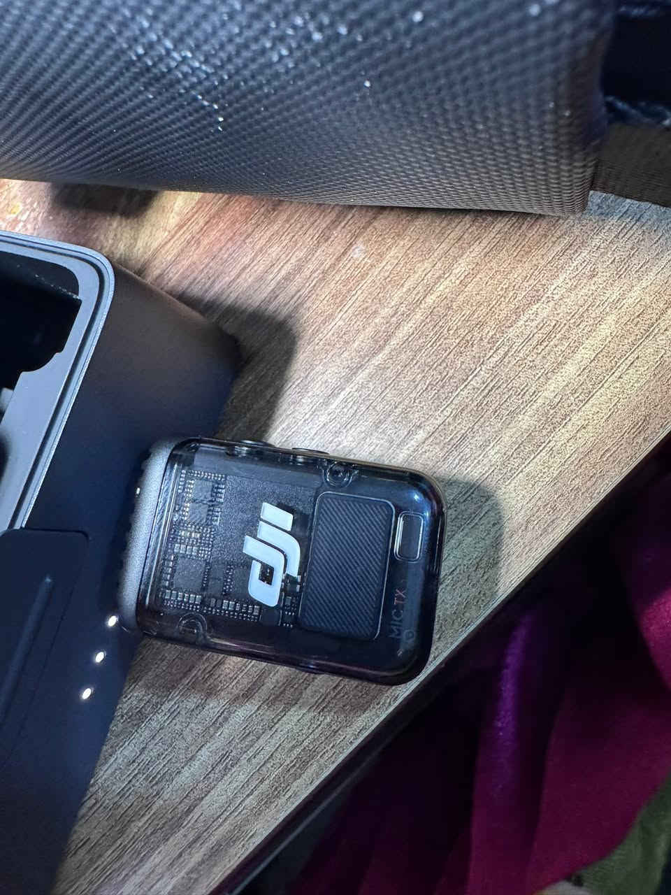 جهاز نك مايك DJI

DJI MIC2 DUO - نك مايك 2 لاسلكي مع علبة شحن (2 جهاز إرسال + 1 جهاز استقبال) من دي جي اي
السعر الاصلي 365 الف 

مستعمل مرة واحدة فقط 

رايدة اب 300 الف فقط 

هاتف / ***********
