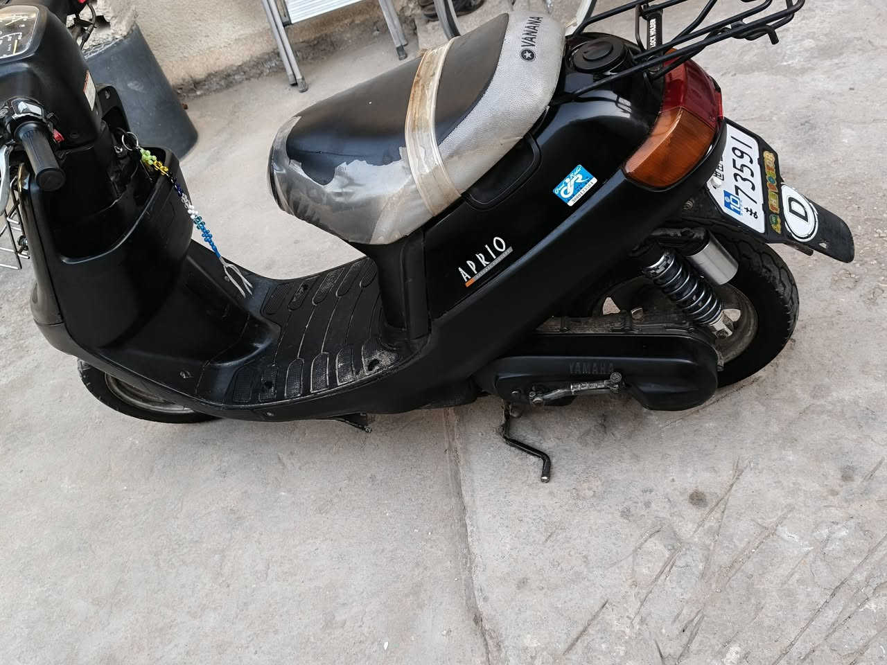 سلام عليكم...دراجه بطه موديل 2000للبيع الدراجه مكفوله من كل شي كهربائيات كلها شغاله بكلايت اشاير سلف لايت زنون لايت امامي كلشي شغال تايراتنضيفه محرك نضيف بلادي ما مفتوح شلعه ومعدل فول شرط الفحص.... السعر 500الف وبيها مجال للشراي: للاستفسار على هاذه الرقم ***********بي وتساب
