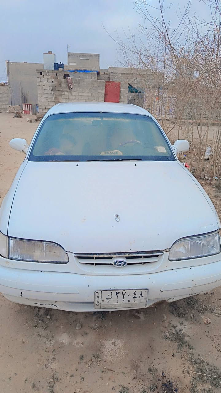 سوناتا 2 96 للبيع گير ومكينه مكفوله وصدر خلفي وامامي نضيف گير أوتو سنويه نهاية 26 رقم . بقدادالسعر42 بيها مجال قليل المكان تكريت ***********
