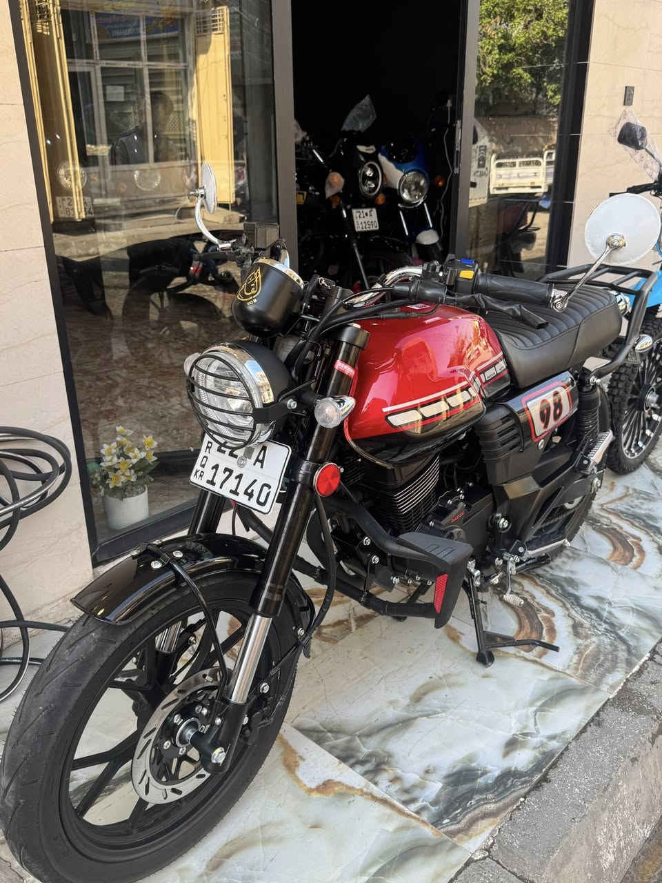 ياالله معرض القريشي ديالى بعقوبة قرية خرنابات المصداقيه عنواننا 😍***********👏
توفر دايوان الوحش لاتي موديل 25 كفاله شخط ماشي 500 كيلو ثاني تبديل دهن اله شراي يتصل بخدمتكم 😘
