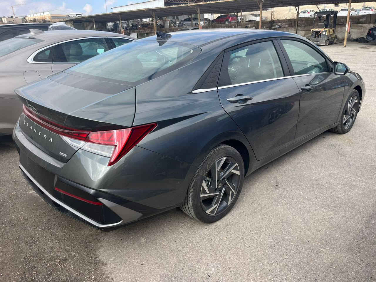 السلام عليكم النترا هايبرد امريكي موديل 2025 فول مواصفات لمتد الضرر باب السائق موجودة بالحرة
للاتصال ***********
