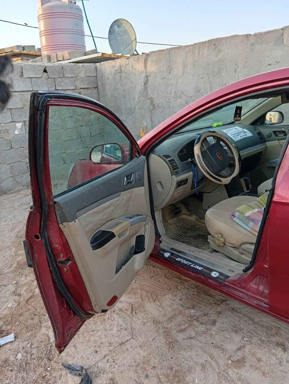 ام گراند موديل2013گير أقل شهر مبدل جديد ومكينه صار يومين من غيرته تحت ضمان مكينه1800سنويه منتهيه  سنه2024حداديه 70٪باتري جديد التبريد شغال السعر 28وبيه مجال قليل لشراي ***********صاحب سياره موجود
