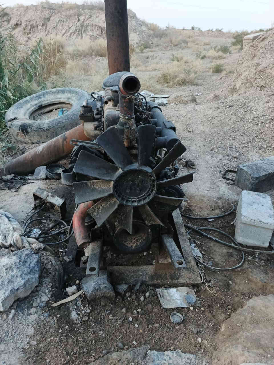 محرك بيركنز خنزيره ثمانيه في سته معه بوري  البيع لمكان رمادي ***********
