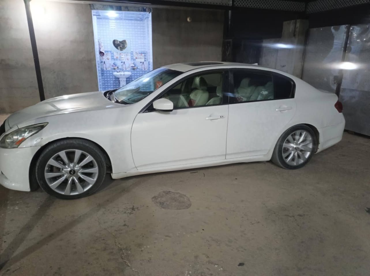 انفنتي موديل 2011 محور ديفور 3000 بيع مستعجل ***********
