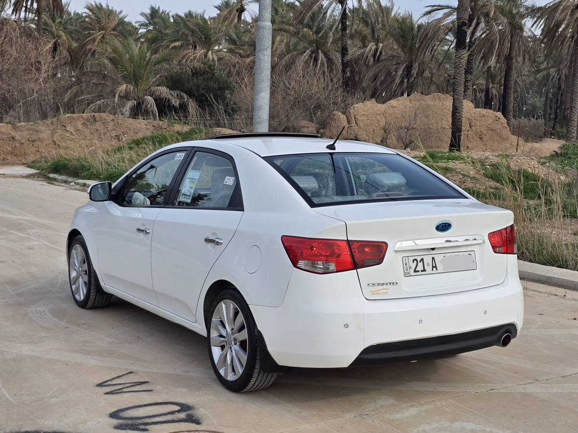 للبيع كيا سيراتو 2012 خليجي ✅
رقم سليمانيه الدولي مجدد بأسمنه 
محرك 1600 دووش شرط برغي ممفتوح منه
سياره مكفوله كفاله عامه بدون صبغ و تبديل و حادث
فحص السونر بالمنشور موضح
تتفئه و تبريد ثلج + تخم تاير جديد
سعر السياره 114 ورقه فقط 
عنوان السياره ديالى - خانقين 
للاستفسار 📲  ***********

سياره فول مواصفات عدا البصمه 
( سقف سلايت + شفتات بالستيرن + حساسات خلفيه
شاشه ايباد + كامره خلفيه + تحكمات جهتين + 5 ويلكب بلادي
داخل اسود و بيجي + كير 6 نمر + بريك ABS + اشاير بالمري ) باقي المواصفات المعروفه خناقين, ديالى
