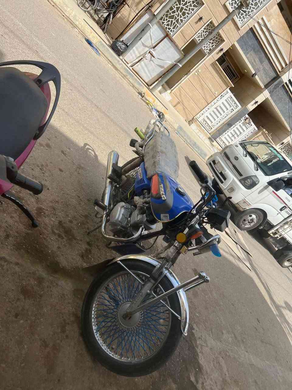 السلام عليكم تايكر 21 نضافه100٪ دراجه حلوه شلعه معدل مناقصها ربع دينار شغل وطلع سعرها 450 وبيها مجال  أوراق كامله للشراي عنوان ديالى بعقوبه قرب كنطره المختار ***********

