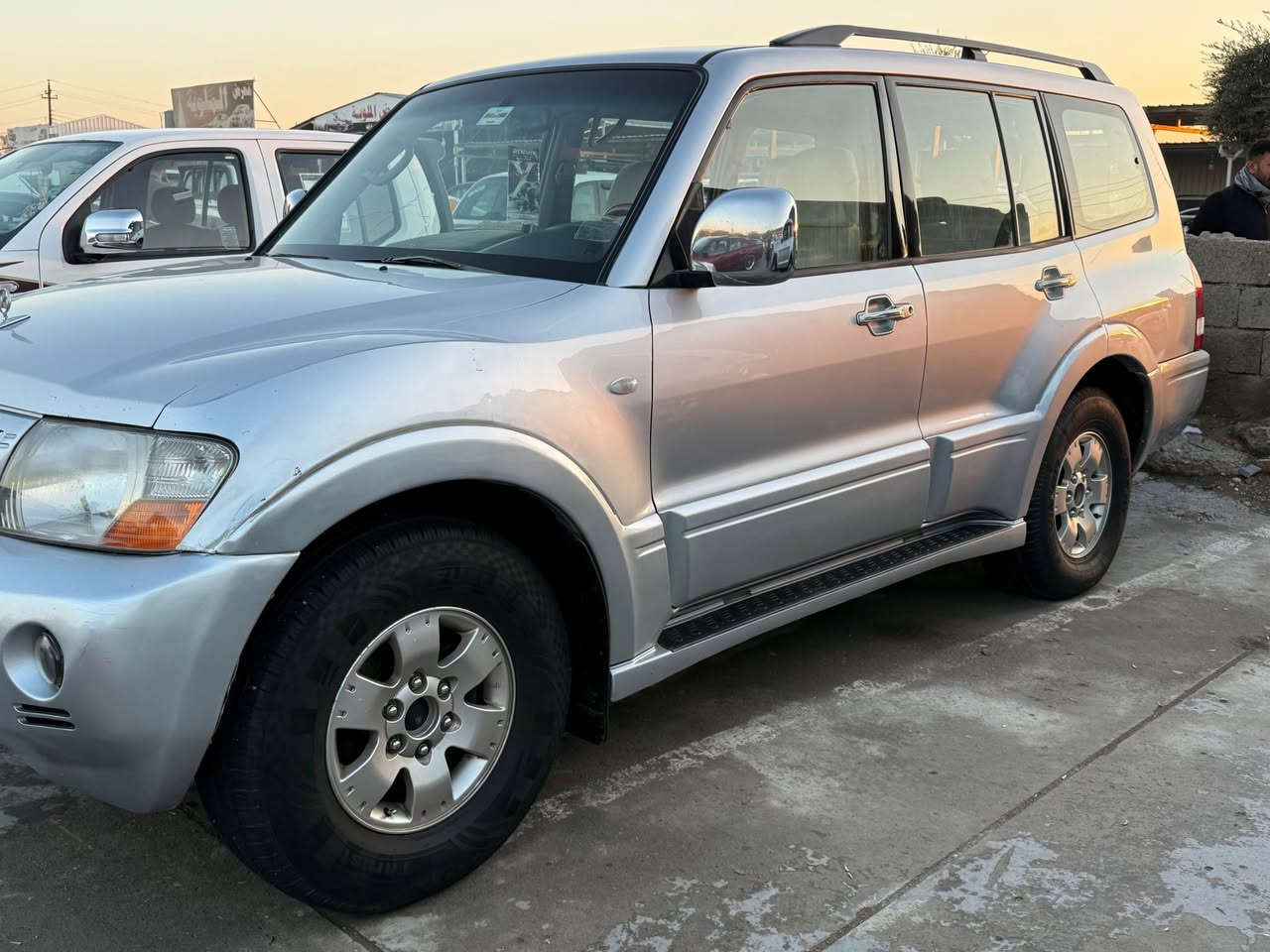 سلام عليكم باجيرو 2005 محرك 3000 غاز بانزين دفتر بانزين ودفتر غاز بسمي صدر خلفي امامي جديد بدون صبغ سقف سلايت رقم كركوك مشروع وطني تخم تاير جديد تبريد ثلج 🧊 3 قطع تبريد شغال سبع راكب منضومت غاز 60  لتر.    *********** بغداد, العراق
